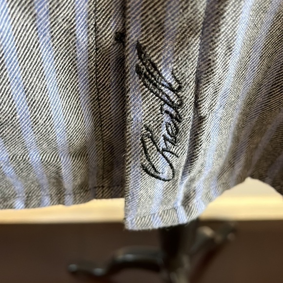 O’Neill long sleeve button down size large grey and blue. - Picture 4 of 10